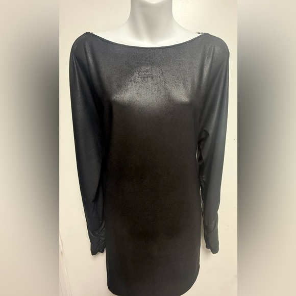 Elegant Black Long Sleeve Dress - Picture 2 of 9